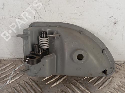 Højre fortil invendig håndtag Højre fortil invendig håndtag RENAULT TWINGO I (C06_) [1993-2012] 34295969 34295969