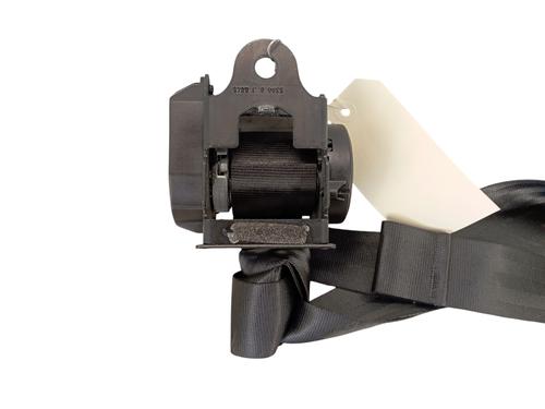 rear-right-seatbelt-fiat-tipo-hatchback-356_-357_-2016-34293781 main image