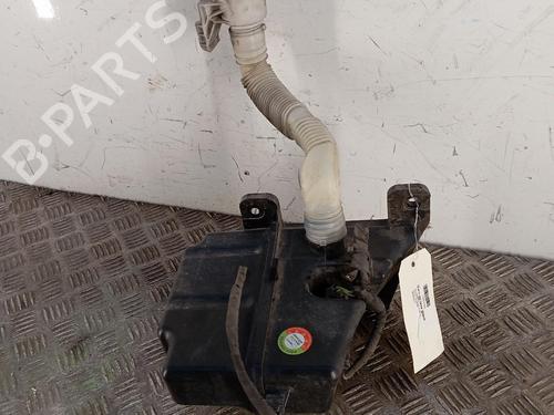 Used Windscreen washer tank Windscreen washer tank 39416463 39416463