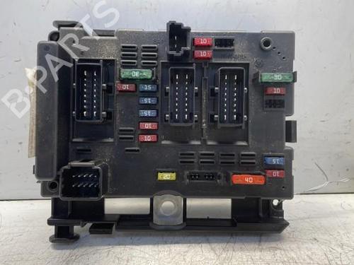 Used Fuse box Fuse box 34290969 34290969