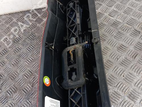 right-taillight-vw-crafter-30-50-van-2e_-2006-2007-2008-2009-2010-2011-2012-2013-2014-2015-2016-34295895 main image