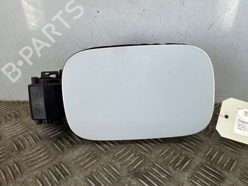fuel-flap-renault-megane-iv-grandtour-k9amn_-2016-40126875 main image