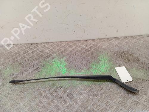 Used Front windshield wiper arm Front windshield wiper arm 38722528 38722528