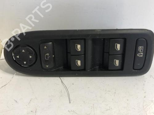 Used Left front window switch Left front window switch PEUGEOT 508 SW I (8E_) 2.2 HDi (204 hp) 34298474 34298474