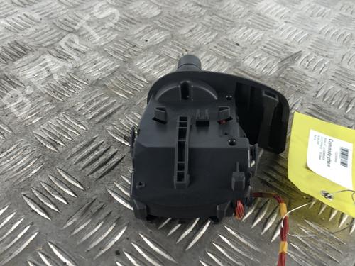 Used Switch Switch RENAULT CLIO III (BR0/1, CR0/1) 1.5 dCi (C/BR0G, C/BR1G) (68 hp) 34304652 34304652