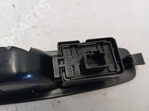 right-rear-window-switch-renault-megane-iv-hatchback-b9amn_-2015-34298903 main image