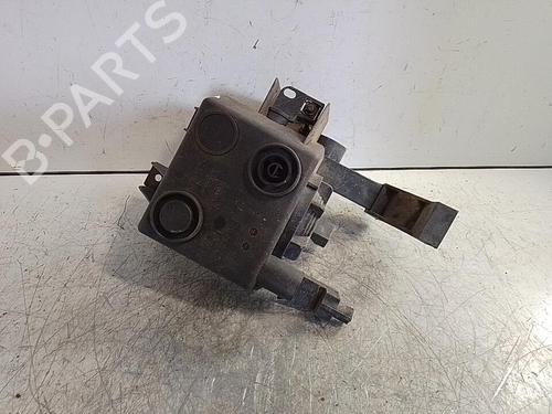 Used Left front fog light Left front fog light OPEL ZAFIRA / ZAFIRA FAMILY B (A05) 1.9 CDTI (M75) (100 hp) 34297243 34297243