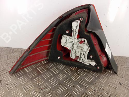 Used Right taillight Right taillight FORD MONDEO III (B5Y) [2000-2007] 34302358 34302358