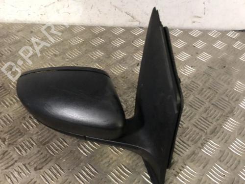 right-mirror-vw-up-121-122-bl1-bl2-bl3-123-2011-34298921 main image