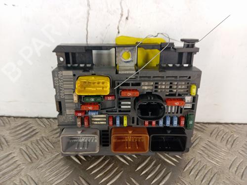 Used Fuse box Fuse box CITROËN C4 Picasso I MPV (UD_) [2006-2015] 36346040 36346040