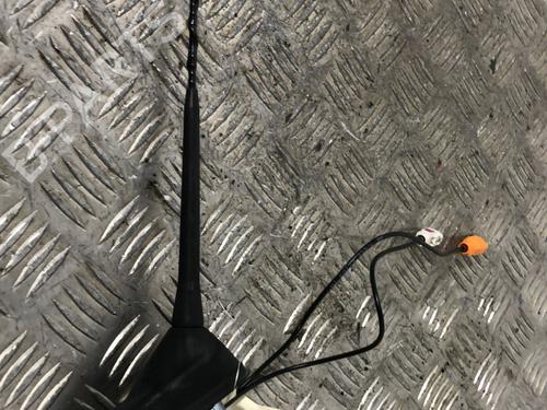 Antenne/Base Antenne/Base PEUGEOT 208 I (CA_, CC_) [2012-2021] 34299704 34299704