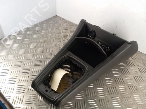 middle-console-renault-captur-ii-hf_-2020-37739335 main image