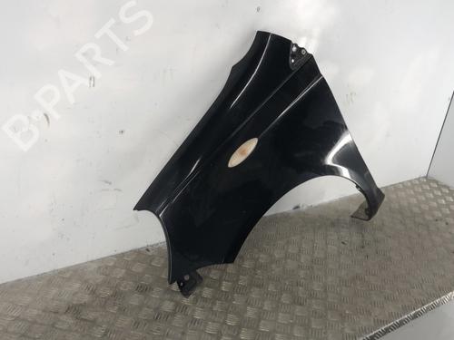 Guarda-lamas esquerdo Guarda-lamas esquerdo TOYOTA YARIS (_P1_) 1.4 D-4D (NLP10_, NLP10R) (75 hp) 34302601 34302601