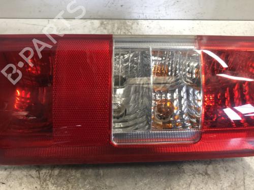 right-taillight-peugeot-807-eb_-2002-34298976 main image