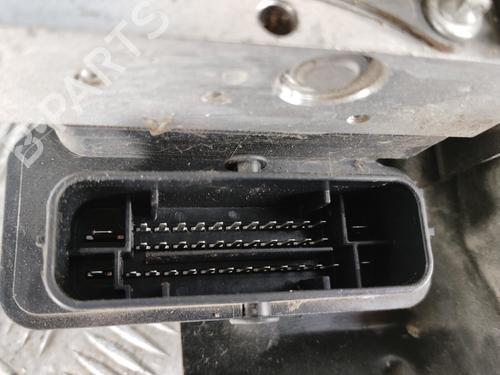 Used ABS pump ABS pump RENAULT KADJAR (HA_, HL_) 1.6 dCi 130 (HLA4) (130 hp) 34558186 34558186