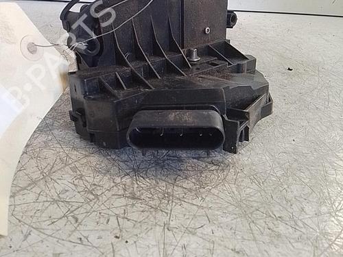 Højre bagtil lås Højre bagtil lås FORD FIESTA VI (CB1, CCN) 1.4 TDCi (68 hp) 34297164 34297164