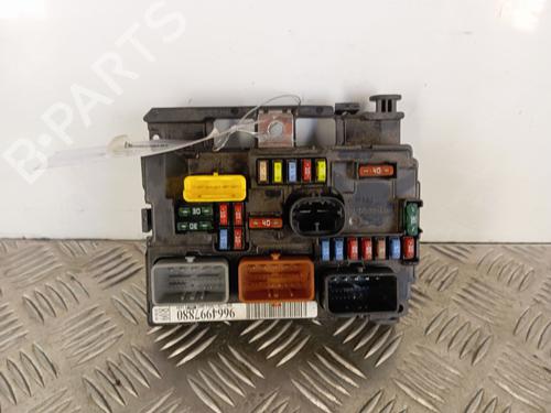 Used Fuse box Fuse box PEUGEOT 207 (WA_, WC_) 1.4 HDi (68 hp) 34301561 34301561