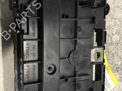 Used Fuse box Fuse box PEUGEOT 307 (3A/C) 1.6 HDi (90 hp) 34299633 34299633