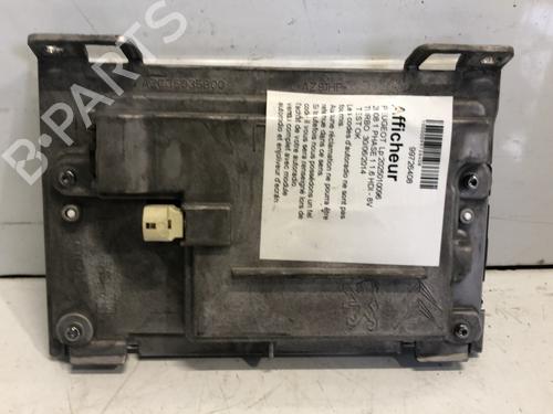 display-monitor-peugeot-2008-i-cu_-2013-34300374 main image