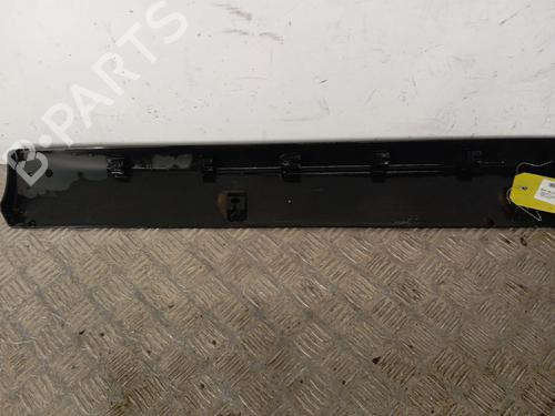 Venstre sidekjole Venstre sidekjole PEUGEOT 3008 I MPV (0U_) 1.6 HDi (112 hp) 34303568 34303568