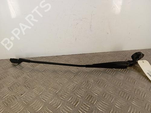 Used Front windshield wiper arm Front windshield wiper arm 34302635 34302635