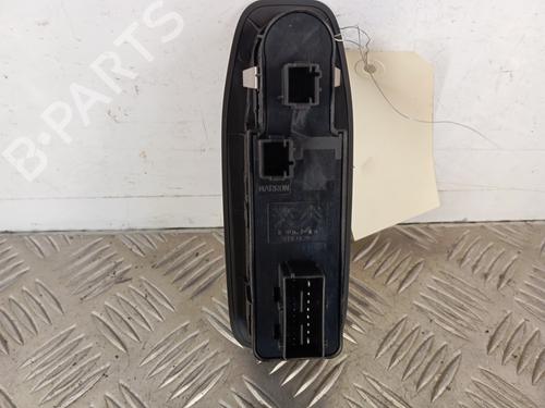 Used Left front window switch Left front window switch PEUGEOT 2008 I (CU_) 1.6 BlueHDi 100 (100 hp) 34301259 34301259