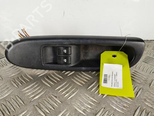 Used Left front window switch Left front window switch RENAULT CLIO II (BB_, CB_) 1.2 16V (BB05, BB0W, BB11, BB27, BB2T, BB2U, BB2V, CB05,... (75 hp) 39897656 39897656