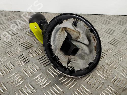 Used Shift knob Shift knob RENAULT MEGANE II Estate (KM0/1_) 1.5 dCi (KM16, KM1E) (106 hp) 39897665 39897665