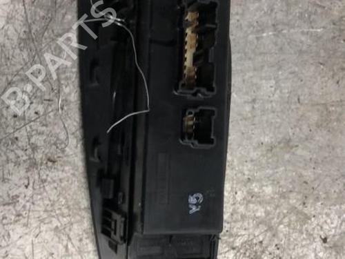 left-front-window-switch-nissan-pulsar-hatchback-c13-2014-34298242 main image