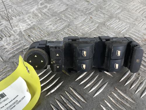 Left front window switch PEUGEOT 407 (6D_) 2.0 HDi 135 (6DRHRH, 6DRHRE, 6DRHRG, 6DRHRJ) | BP34304728I27 - Image 2