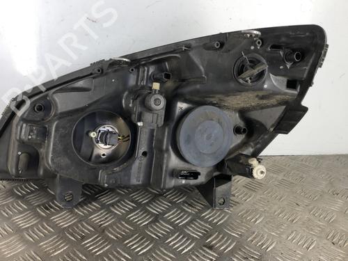 Used Right headlight Right headlight RENAULT SCÉNIC II (JM0/1_) 1.9 dCi (JM0G, JM12, JM1G, JM2C) (120 hp) 34302262 34302262