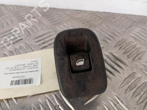 right-rear-window-switch-peugeot-2008-i-cu_-2013-34301256 main image