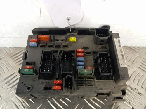 fuse-box-peugeot-206-hatchback-2ac-1998-1999-2000-2001-2002-2003-2004-2005-2006-2007-2008-2009-2010-2011-2012-34300972 main image