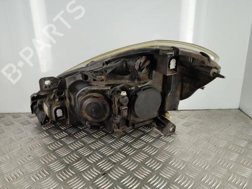 Used Right headlight Right headlight RENAULT CLIO III (BR0/1, CR0/1) 1.2 16V (BR02, BR0J, BR11, CR02, CR0J, CR11) (75 hp) 39897699 39897699