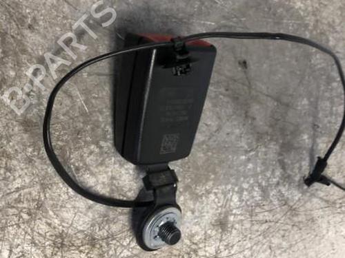 Used Seat buckle Seat buckle RENAULT TWINGO III (BCM_, BCA_) 0.9 TCe 90 (BCM9, BCM2) (90 hp) 34298072 34298072