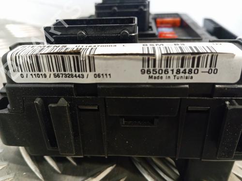 Used Fuse box Fuse box PEUGEOT 1007 (KM_) 1.6 16V (109 hp) 34300378 34300378