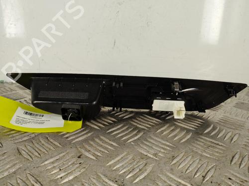 Used Right front window switch Right front window switch PEUGEOT 208 II (UB_, UP_, UW_, UJ_) 1.5 BlueHDI 100 (102 hp) 39897707 39897707