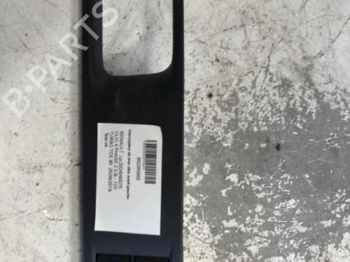 Left front window switch RENAULT CLIO IV (BH_) 0.9 TCe 90 (BHNF, BHMA, BHMH, BHJK, BHJR) | BP34298758I27 - Image 2