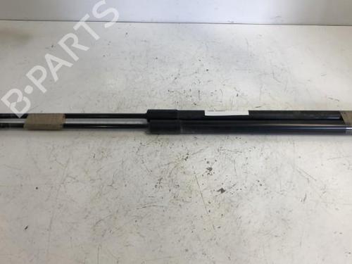 tailgate-lift-support-opel-astra-j-p10-2009-2010-2011-2012-2013-2014-2015-2016-34298490 main image