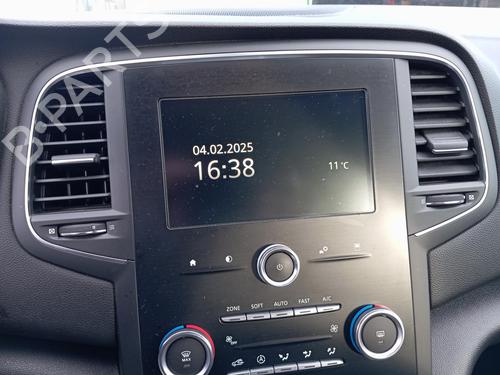 display-monitor-renault-megane-iv-hatchback-b9amn_-2015-34300546 main image