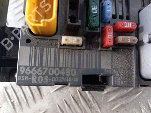 Used Fuse box Fuse box PEUGEOT 308 SW I (4E_, 4H_) 1.6 HDi (112 hp) 36284349 36284349