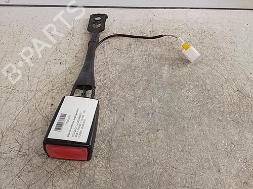 Engate do cinto Engate do cinto PEUGEOT 5008 (0U_, 0E_) 2.0 HDi 150 / BlueHDi 150 (150 hp) 34297235 34297235