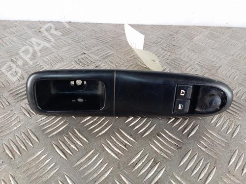 Used Left front window switch Left front window switch PEUGEOT 406 (8B) 2.0 HDI 90 (90 hp) 34304800 34304800