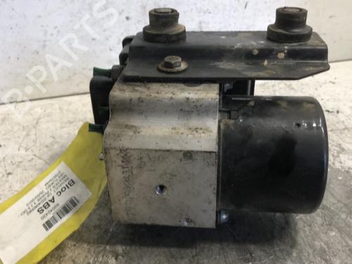 Used ABS pump ABS pump RENAULT MASTER II Van (FD) 2.5 dCi (FD01, FD02, FD21, FD22, FD31, FD32, FD3Y, FD71,... (120 hp) 34299477 34299477