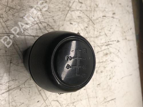 Used Shift knob Shift knob VW POLO II (86C, 80) 1.3 Cat (55 hp) 34297887 34297887