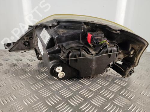Used Right headlight Right headlight CITROËN C3 I (FC_, FN_) 1.4 HDi (68 hp) 39897668 39897668