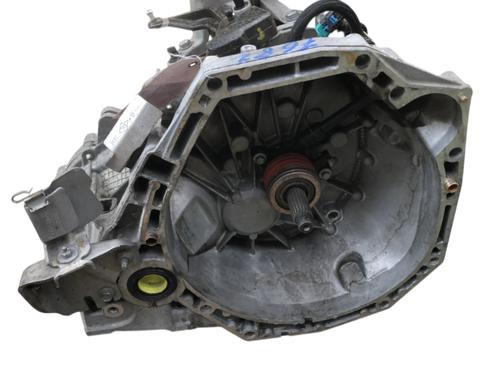 gearbox-renault-megane-iv-hatchback-b9amn_-2015-34302149 main image