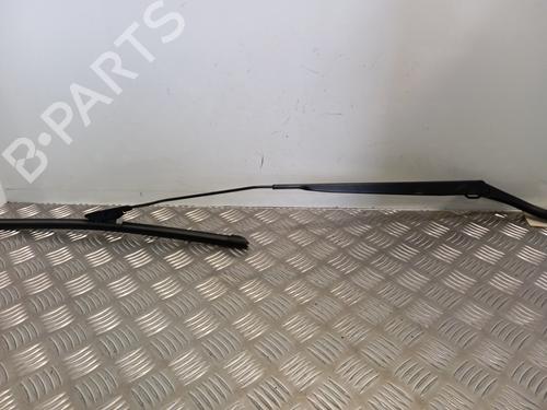 front-windshield-wiper-arm-renault-megane-iv-hatchback-b9amn_-2015-34300540 main image