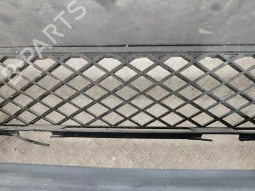 Used Front bumper Front bumper 39253002 39253002