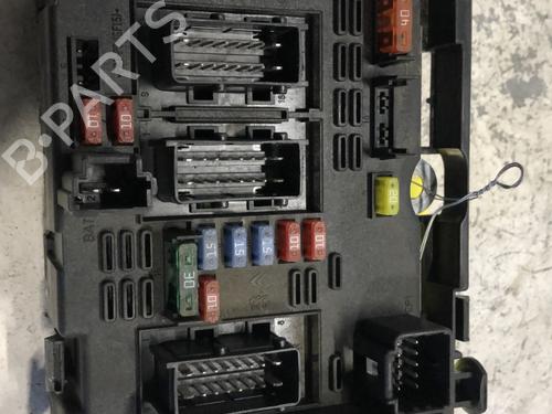 Used Fuse box Fuse box 34299658 34299658